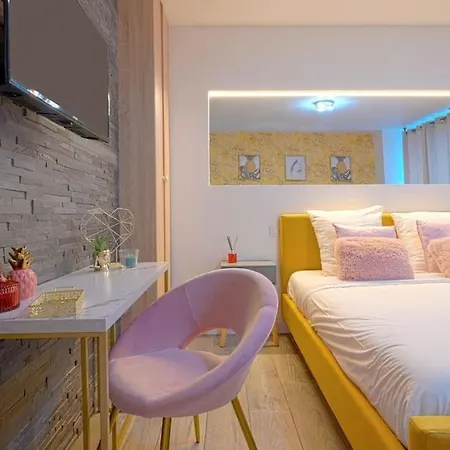 Appartement Modern Studio- Francois Mitterand Library